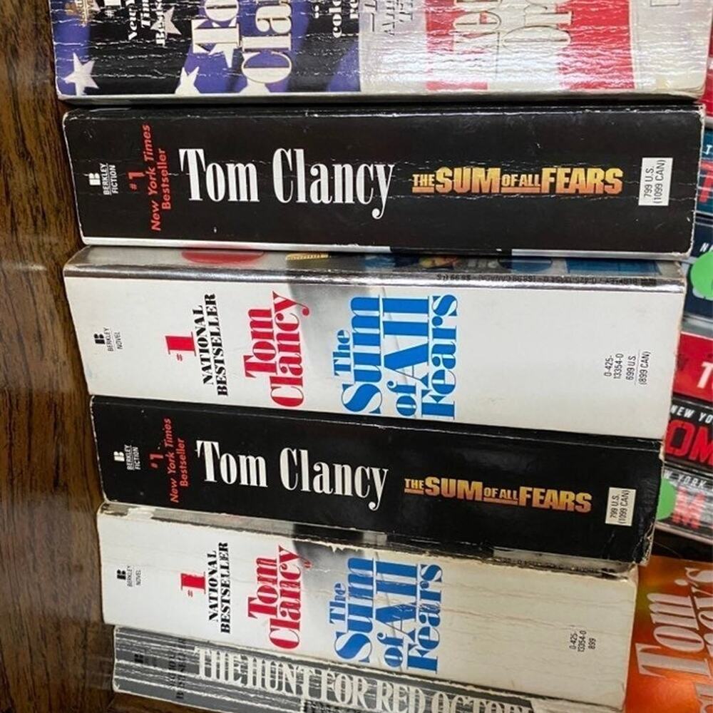 Tom clancy‎ book lot 10 books